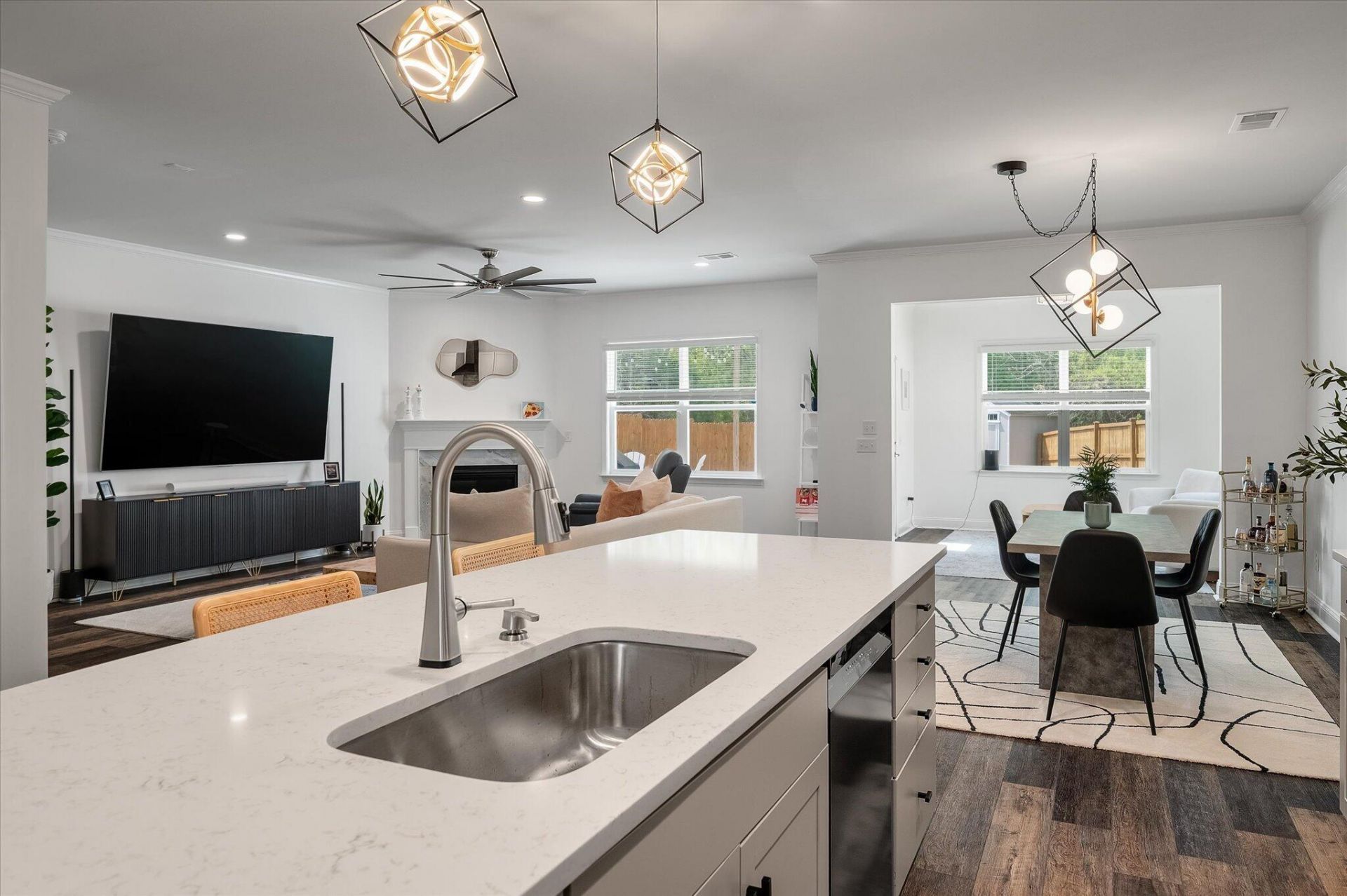 2009 Elvington Road Photo 12