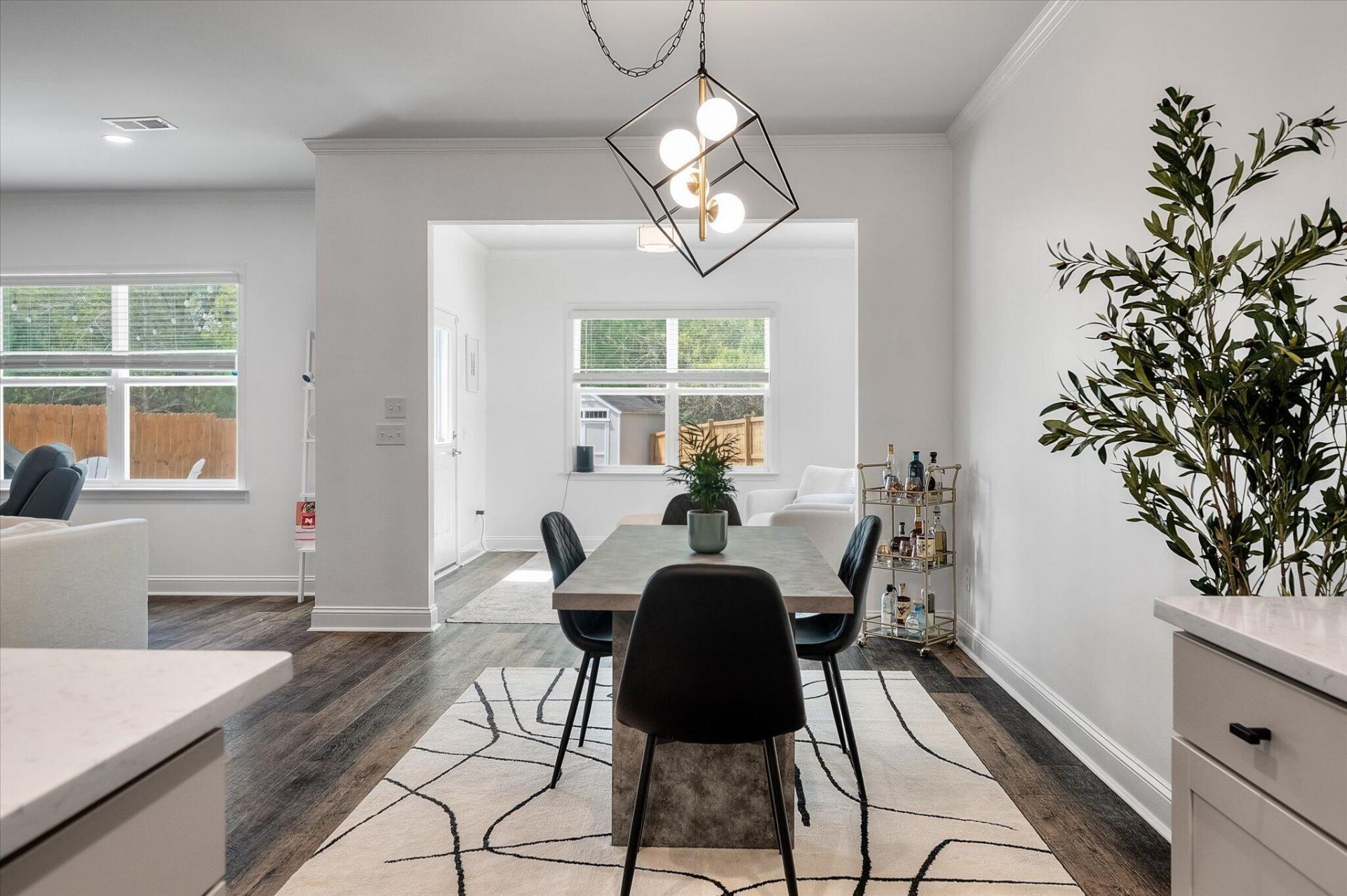 2009 Elvington Road Photo 14