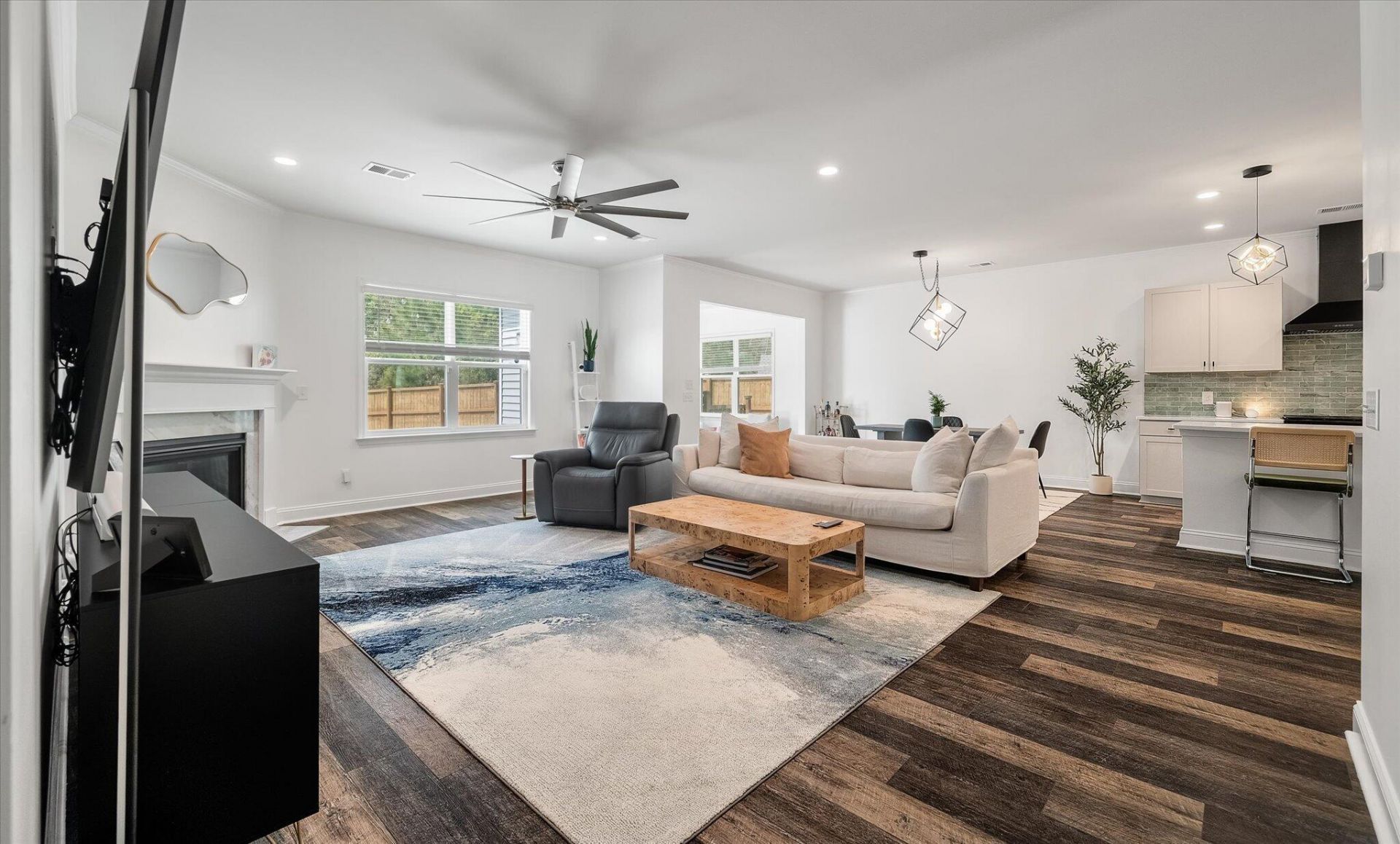 2009 Elvington Road Photo 4