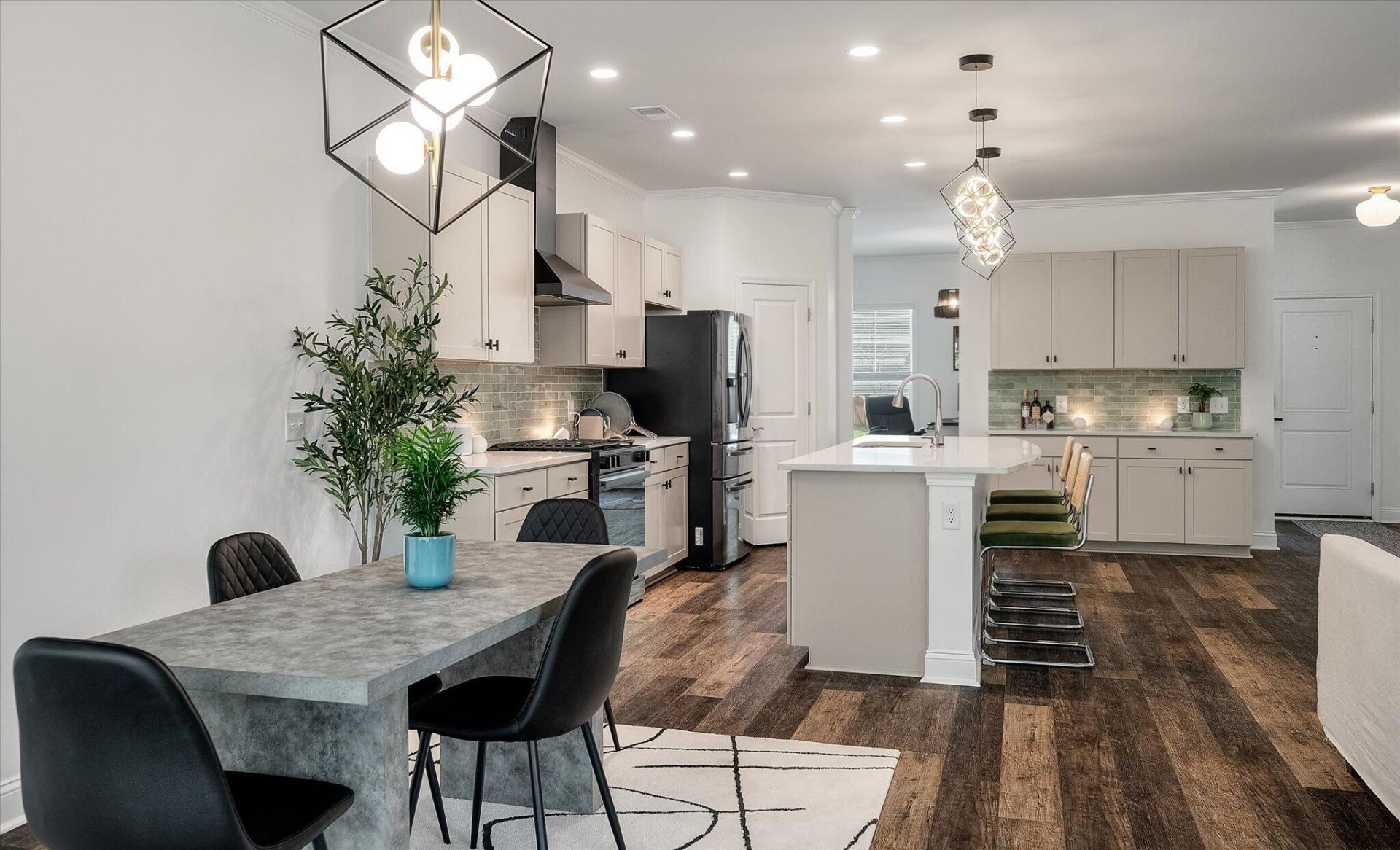 2009 Elvington Road Photo 8