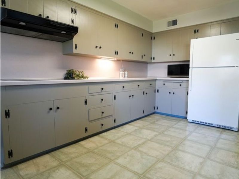 1627 Bayberry Lane, Coshocton, OH 43812 Photo 12