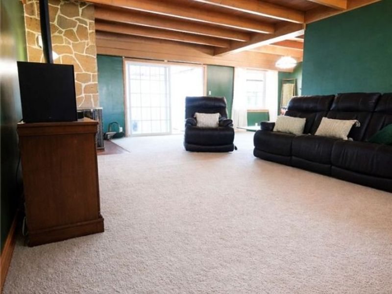 1627 Bayberry Lane, Coshocton, OH 43812 Photo 5