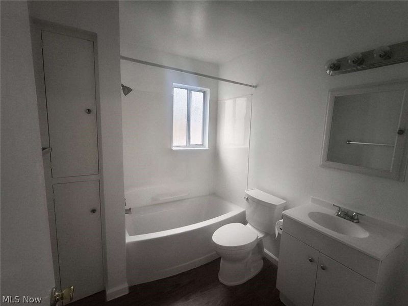 1851 Cromwell Drive, Akron, OH 44313 Photo 5