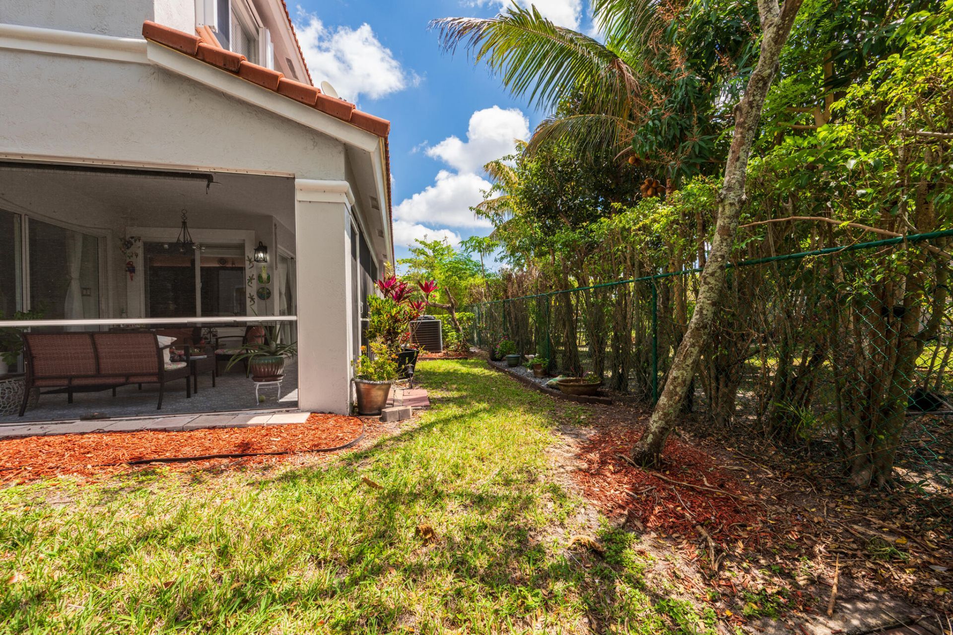 6311 Sandy Bank Terrace, Riviera Beach, FL 33407 Photo