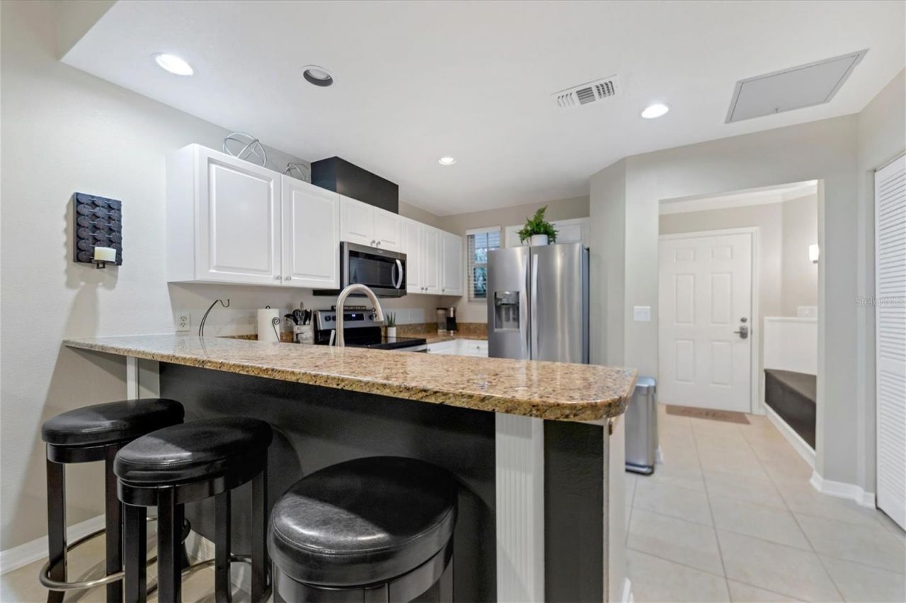 3604 54th Drive W, Unit 203, Bradenton, FL 34210 Photo