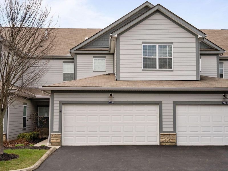 729 Redwood Lane, Lewis Center, OH 43035 Photo 1