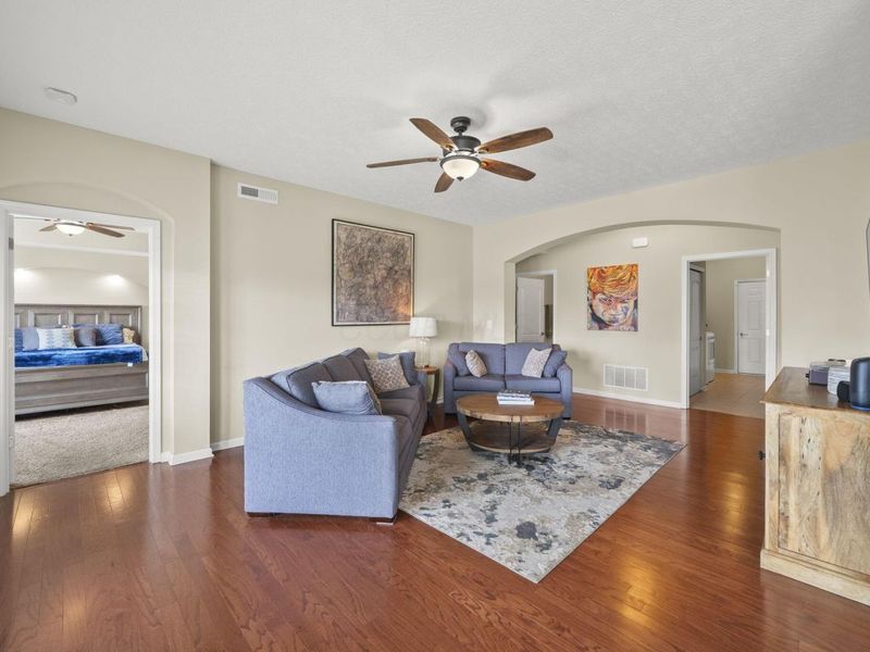 729 Redwood Lane, Lewis Center, OH 43035 Photo 10