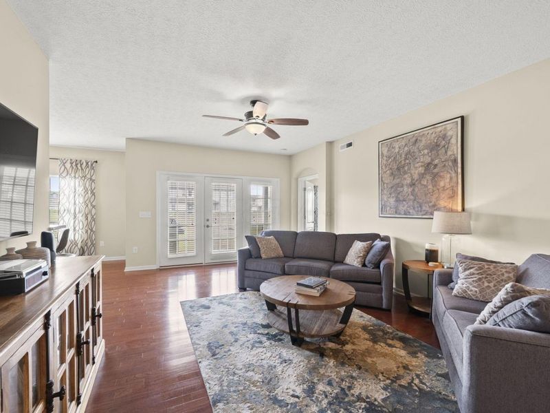 729 Redwood Lane, Lewis Center, OH 43035 Photo 6