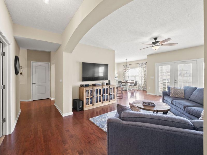 729 Redwood Lane, Lewis Center, OH 43035 Photo 8