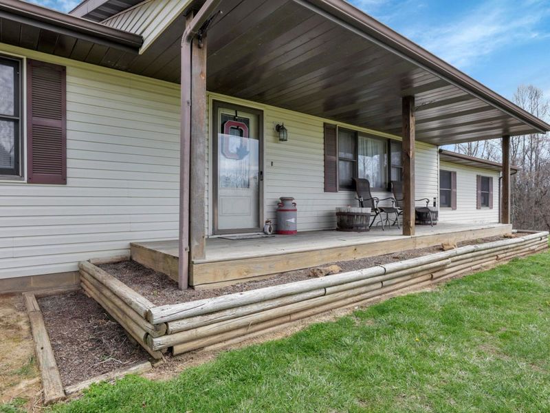 9100 State Route 664 N, Logan, OH 43138 Photo 5