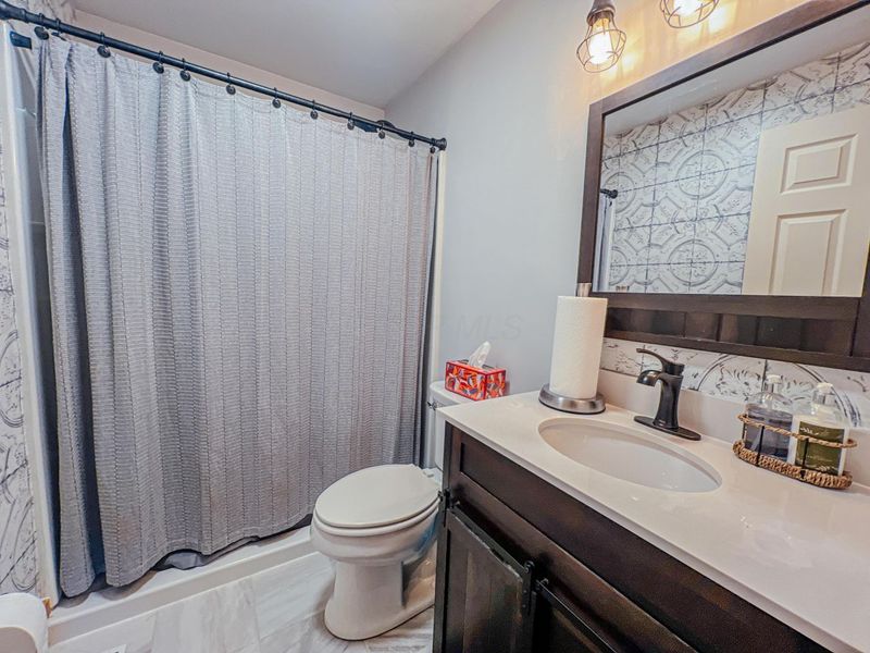 916 Valleywood Heights Drive , Howard, OH 43028 Photo 18