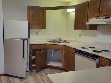 609 Main Street S, Unit 6, Renville, MN 56284