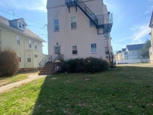 138 Murray St, Elizabeth, NJ 07202