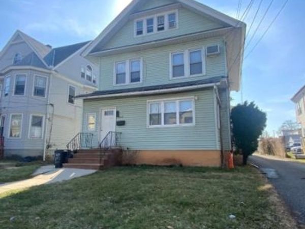 134 Murray St, Elizabeth, NJ 07202