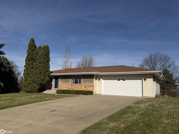 1500 Aspen Drive, Atlantic, IA 50022