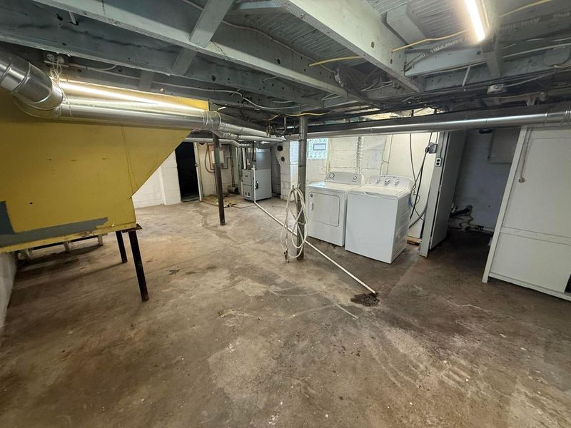 2905 Hiawatha Street, Columbus, OH 43224 Photo 19