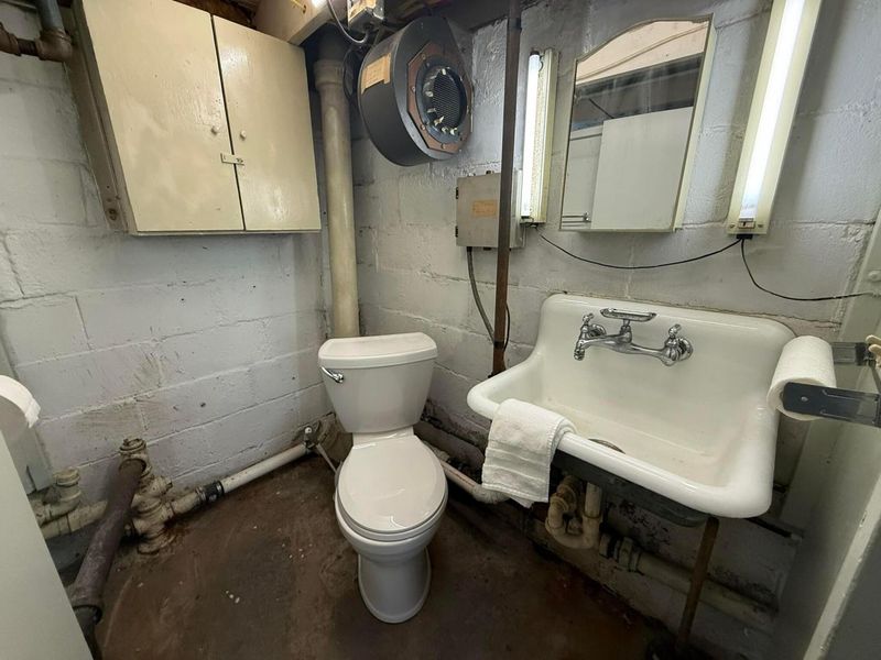 2905 Hiawatha Street, Columbus, OH 43224 Photo 26