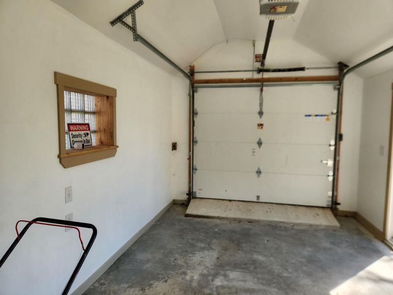 2905 Hiawatha Street, Columbus, OH 43224 Photo 48