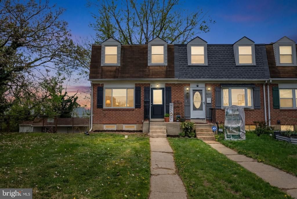 3225 Ryerson Circle, Baltimore, MD 21227 Main Photo