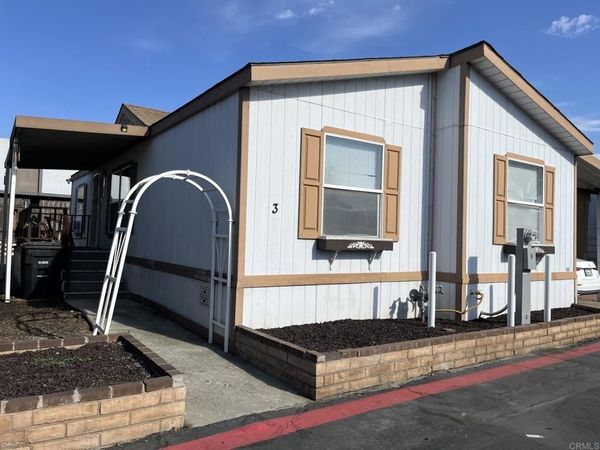 255 E Bradley Avenue, Unit 3, El Cajon, CA 92021