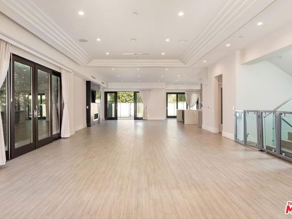 312 S Palm Drive, Beverly Hills, CA 90212