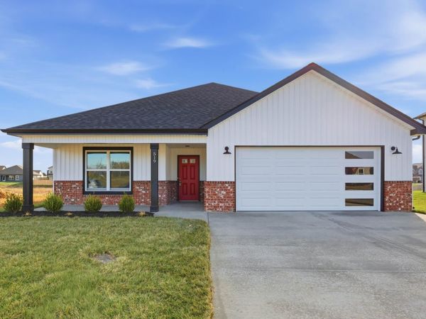 2677 Brewster Dr , Clarksville, TN 37042