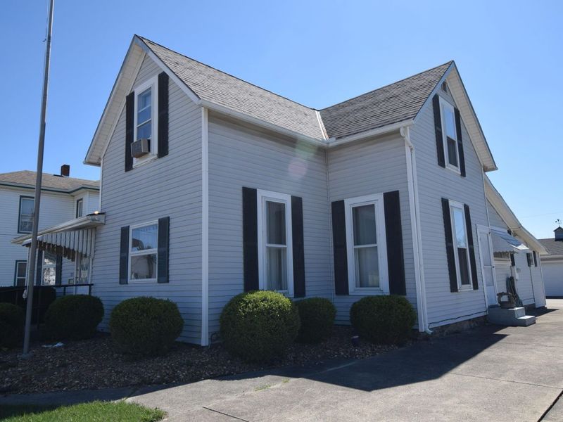 705 W Sandusky Avenue, Bellefontaine, OH 43311 Photo 1