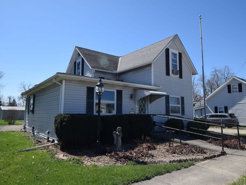 705 W Sandusky Avenue, Bellefontaine, OH 43311 Photo 2