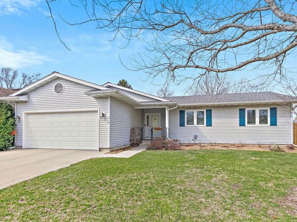 510 Eisenhower Street , Marengo, IL 60152