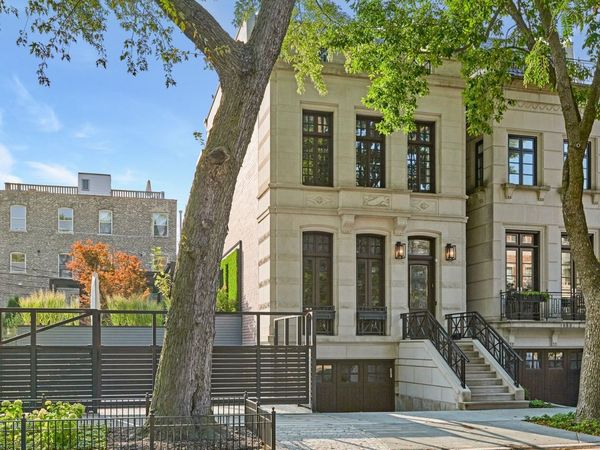 1838 N BURLING Street , Chicago, IL 60614