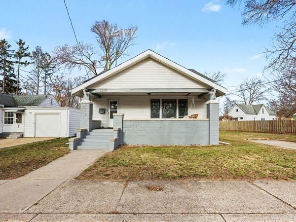 2287 Torrent Street, Muskegon, MI 49441