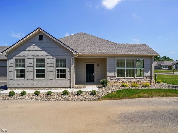 9264 Sharrott Road, Unit 1002, Poland, OH 44514