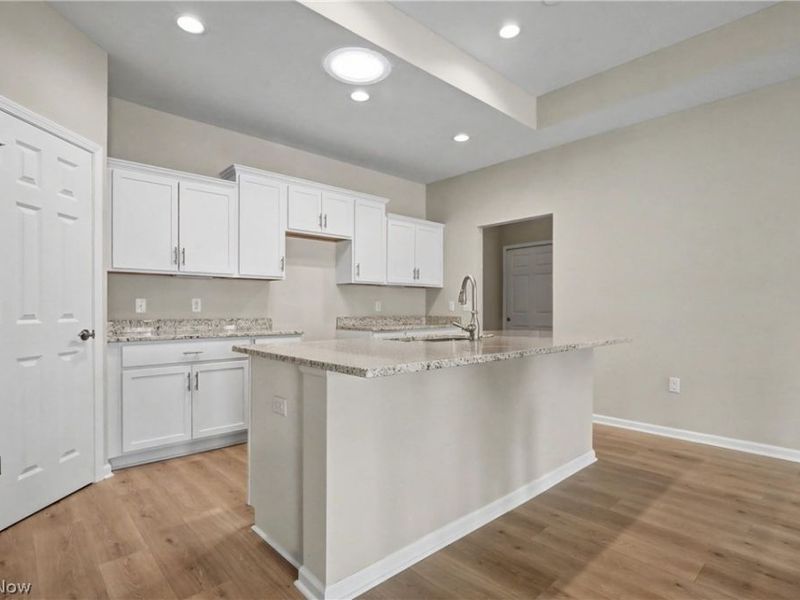 9264 Sharrott Road, Unit 1002, Poland, OH 44514 Photo 5