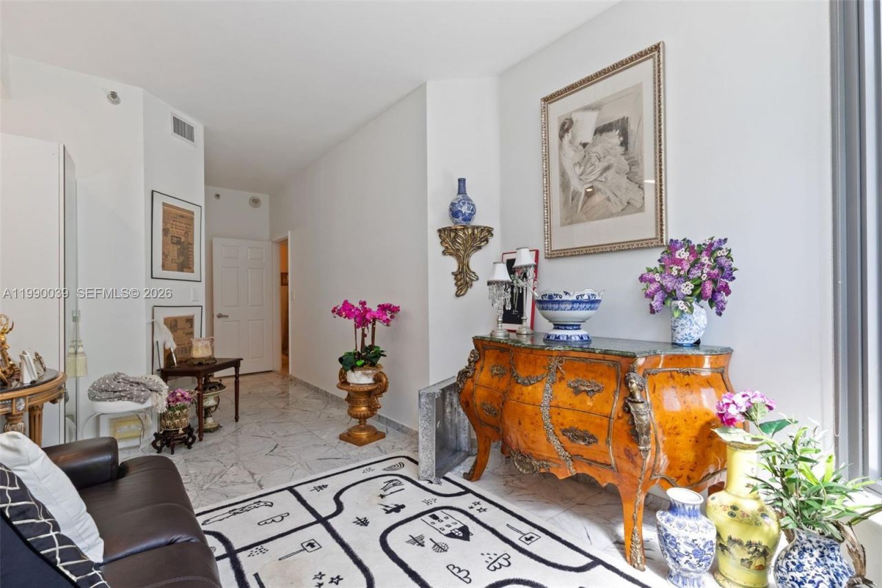 3530 Mystic Pointe Dr, Unit 114, Aventura, FL 33180 Photo