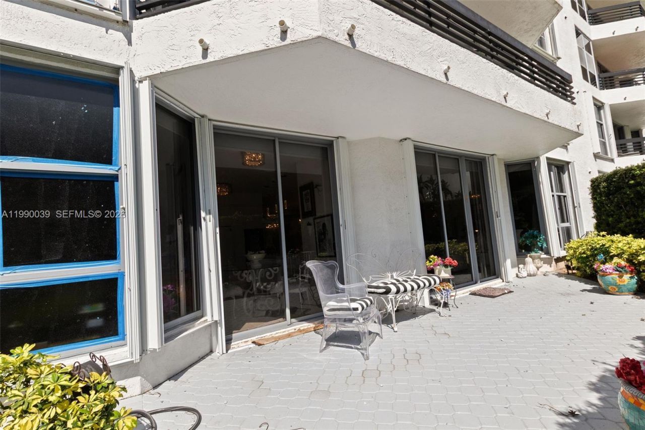 3530 Mystic Pointe Dr, Unit 114, Aventura, FL 33180 Photo