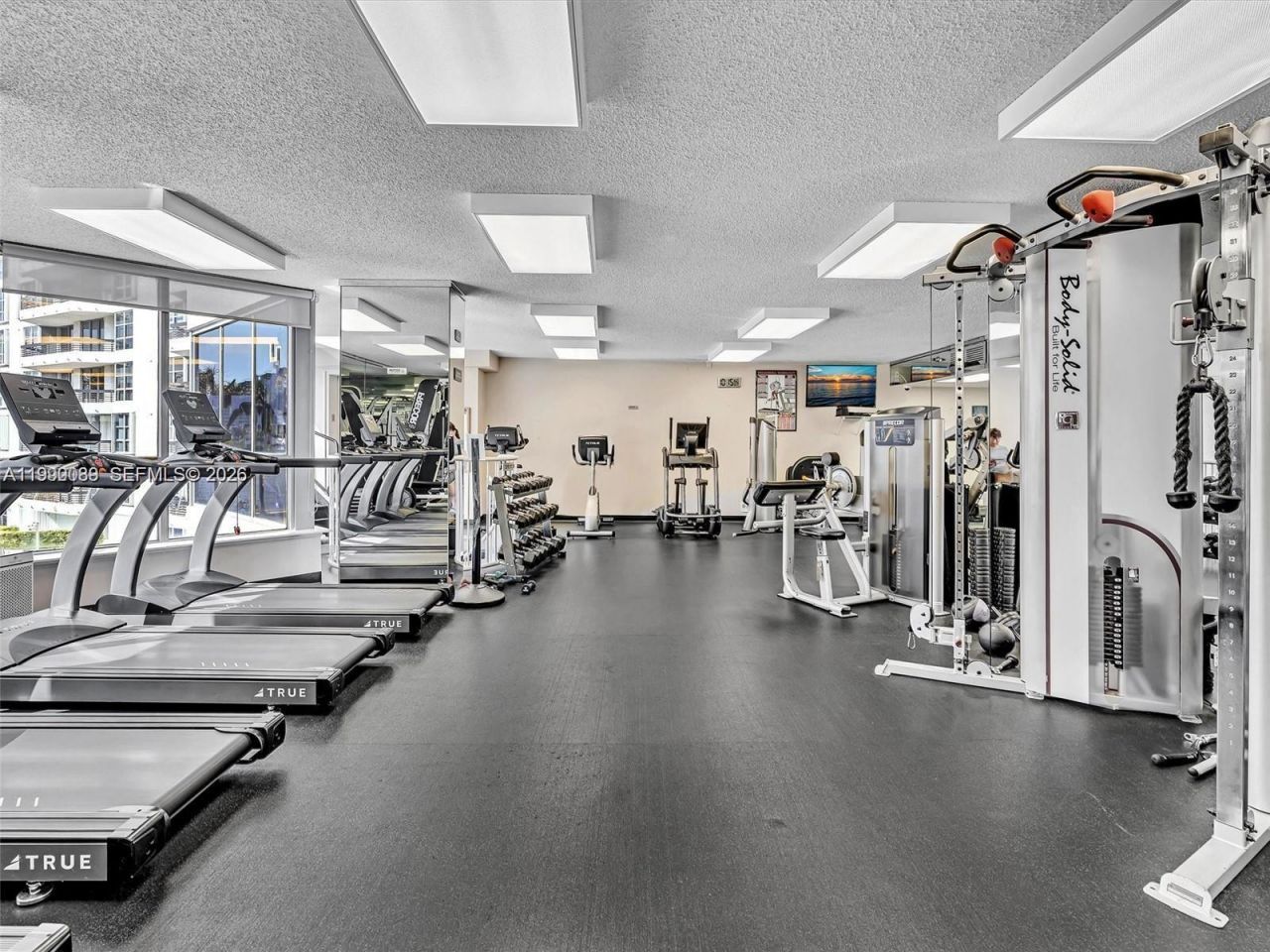 3530 Mystic Pointe Dr, Unit 114, Aventura, FL 33180 Photo