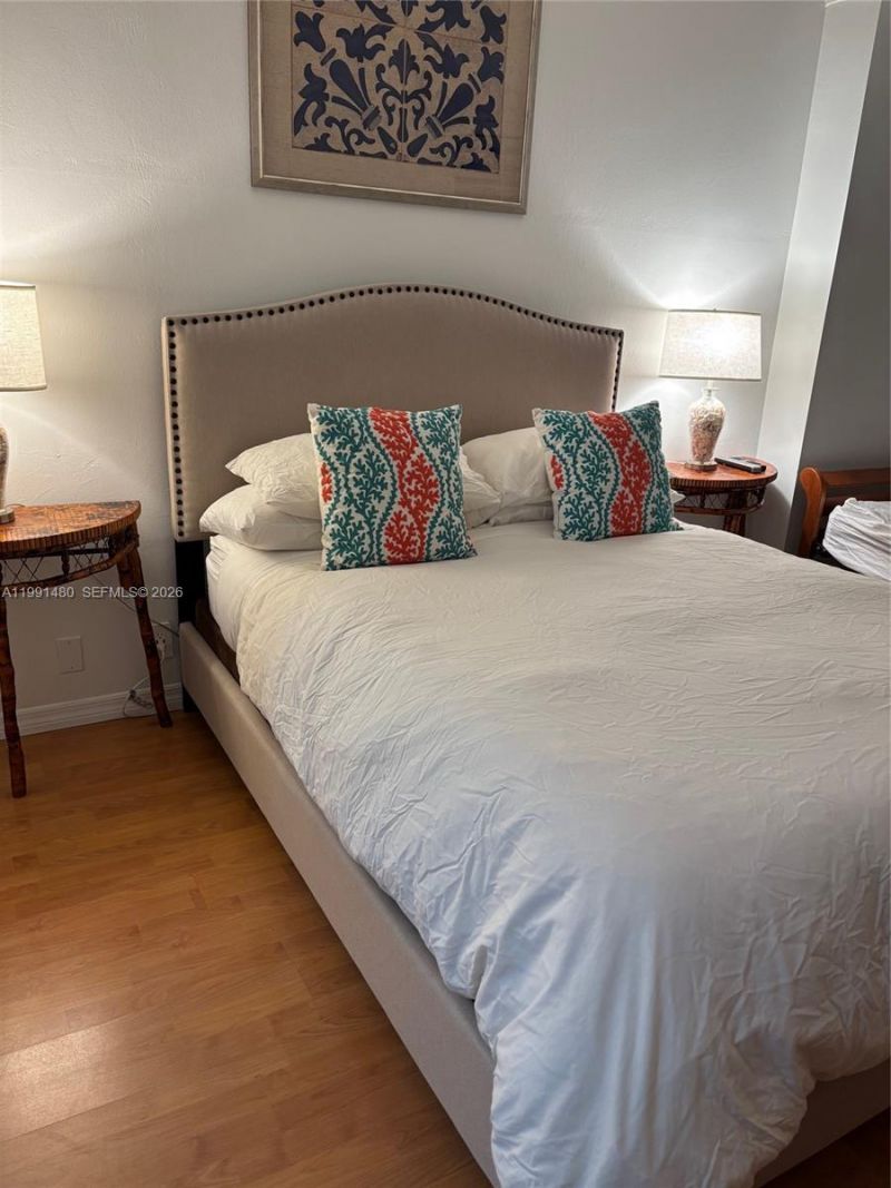 201 Crandon Blvd , Unit 120, Key Biscayne, FL 33149 Photo