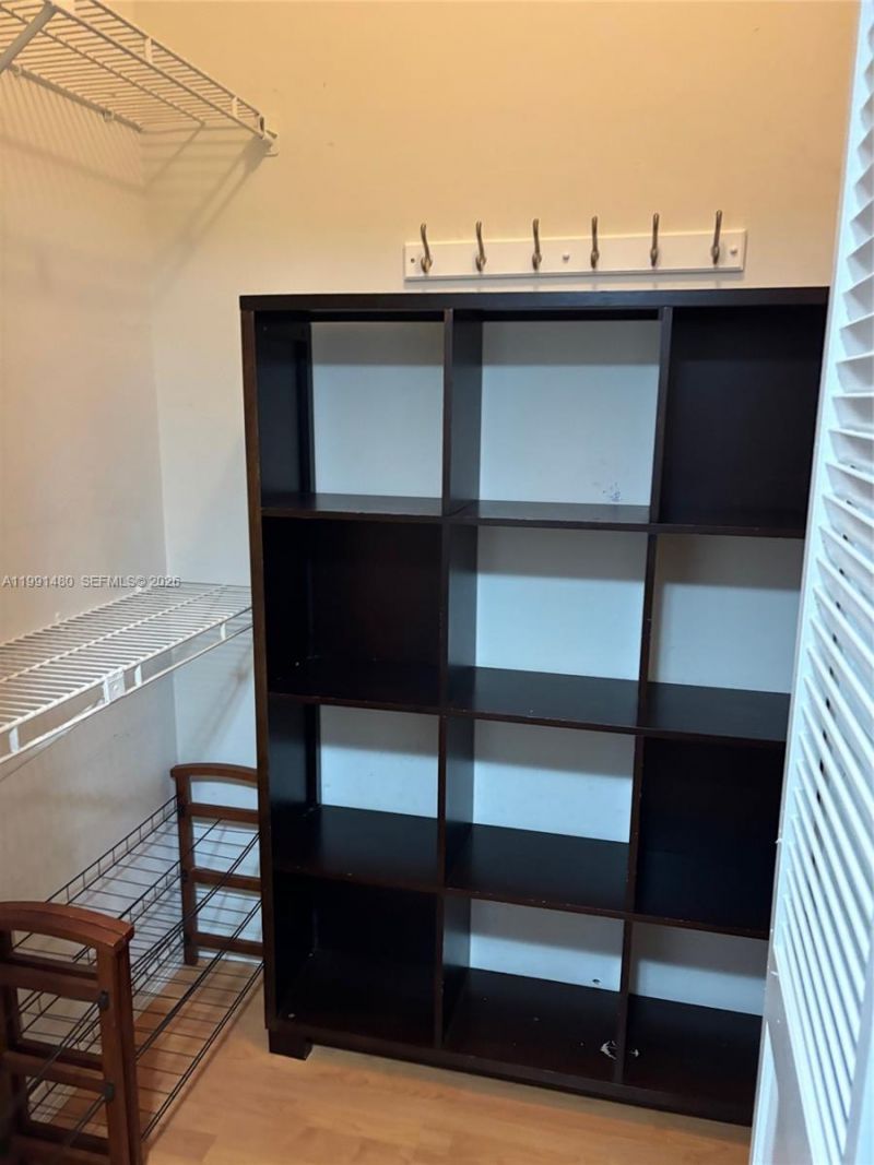 201 Crandon Blvd , Unit 120, Key Biscayne, FL 33149 Photo