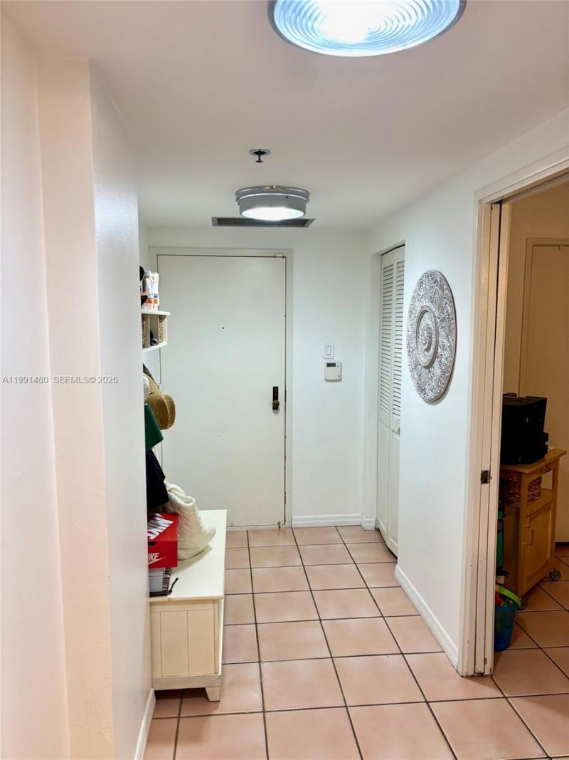 201 Crandon Blvd , Unit 120, Key Biscayne, FL 33149 Photo