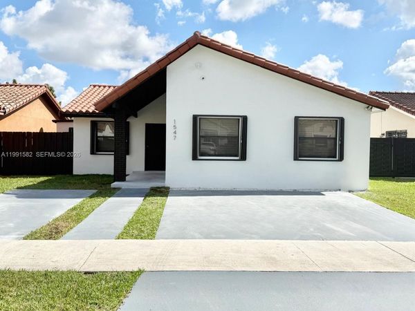 1547 SW 137th Pl , Miami, FL 33184