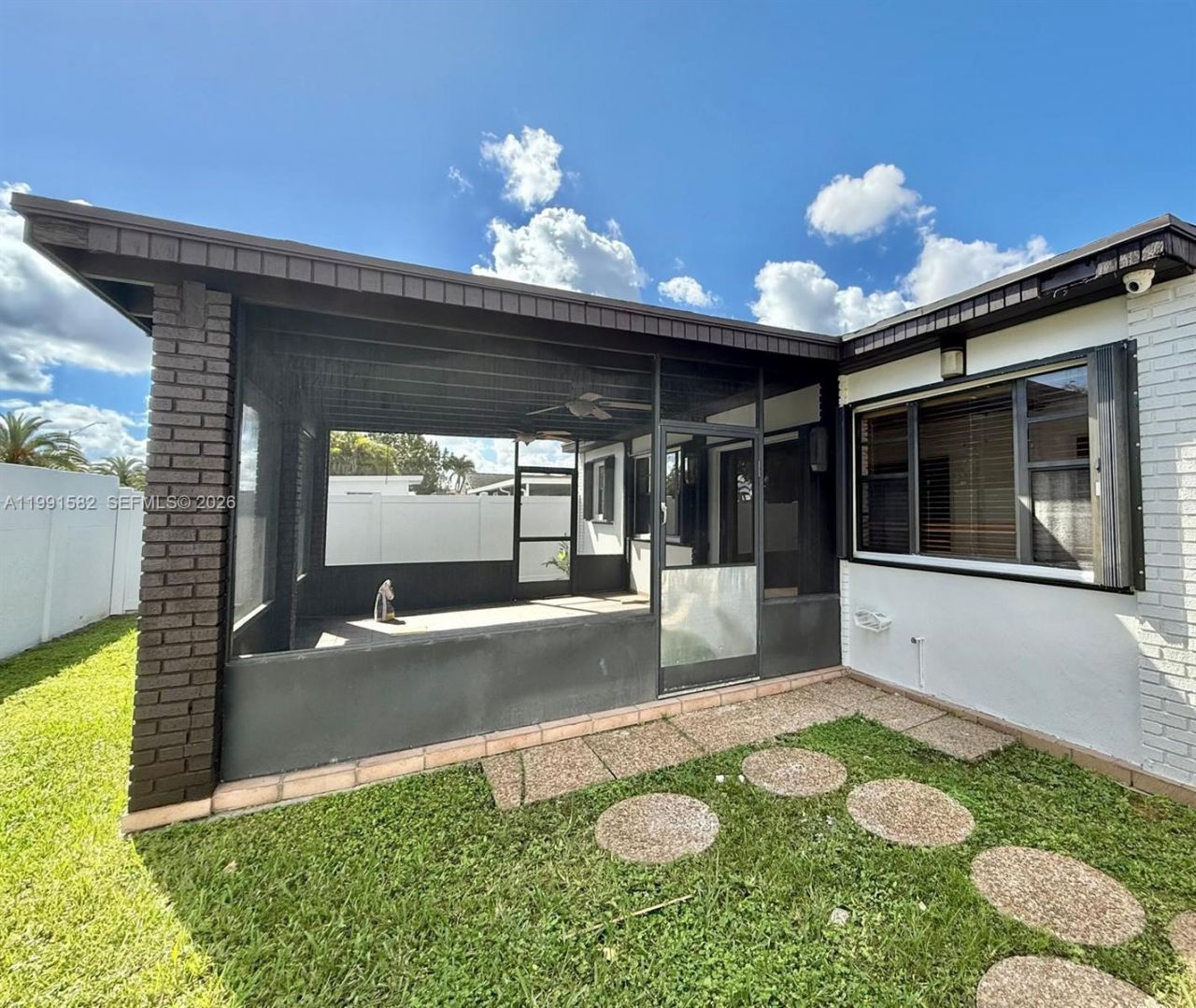 1547 SW 137th Pl , Miami, FL 33184 Photo