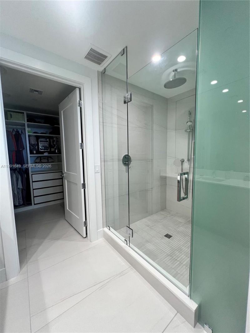 153 N Seabreeze Blvd , Unit 1703, Fort Lauderdale, FL 33304 Photo