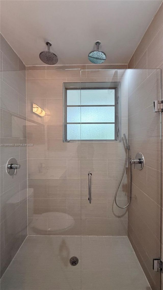 2031 Meridian Ave , Unit 5, Miami Beach, FL 33139 Photo