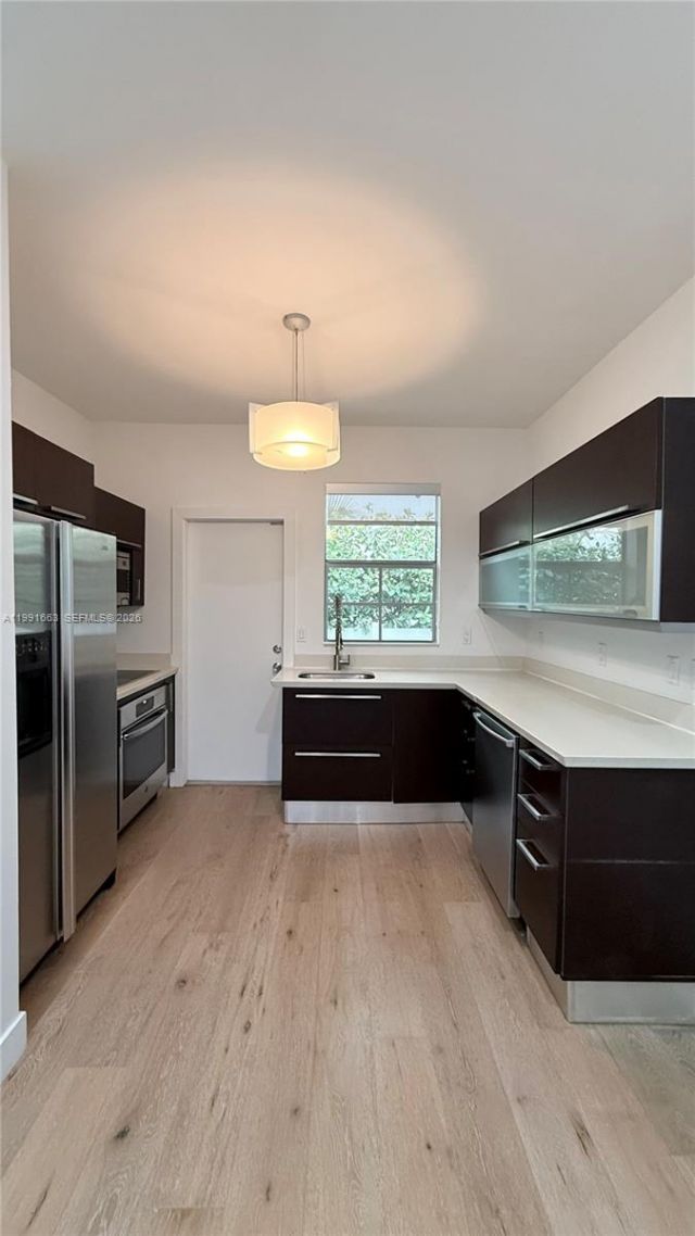 2031 Meridian Ave , Unit 5, Miami Beach, FL 33139 Photo