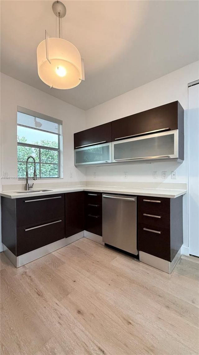 2031 Meridian Ave , Unit 5, Miami Beach, FL 33139 Photo