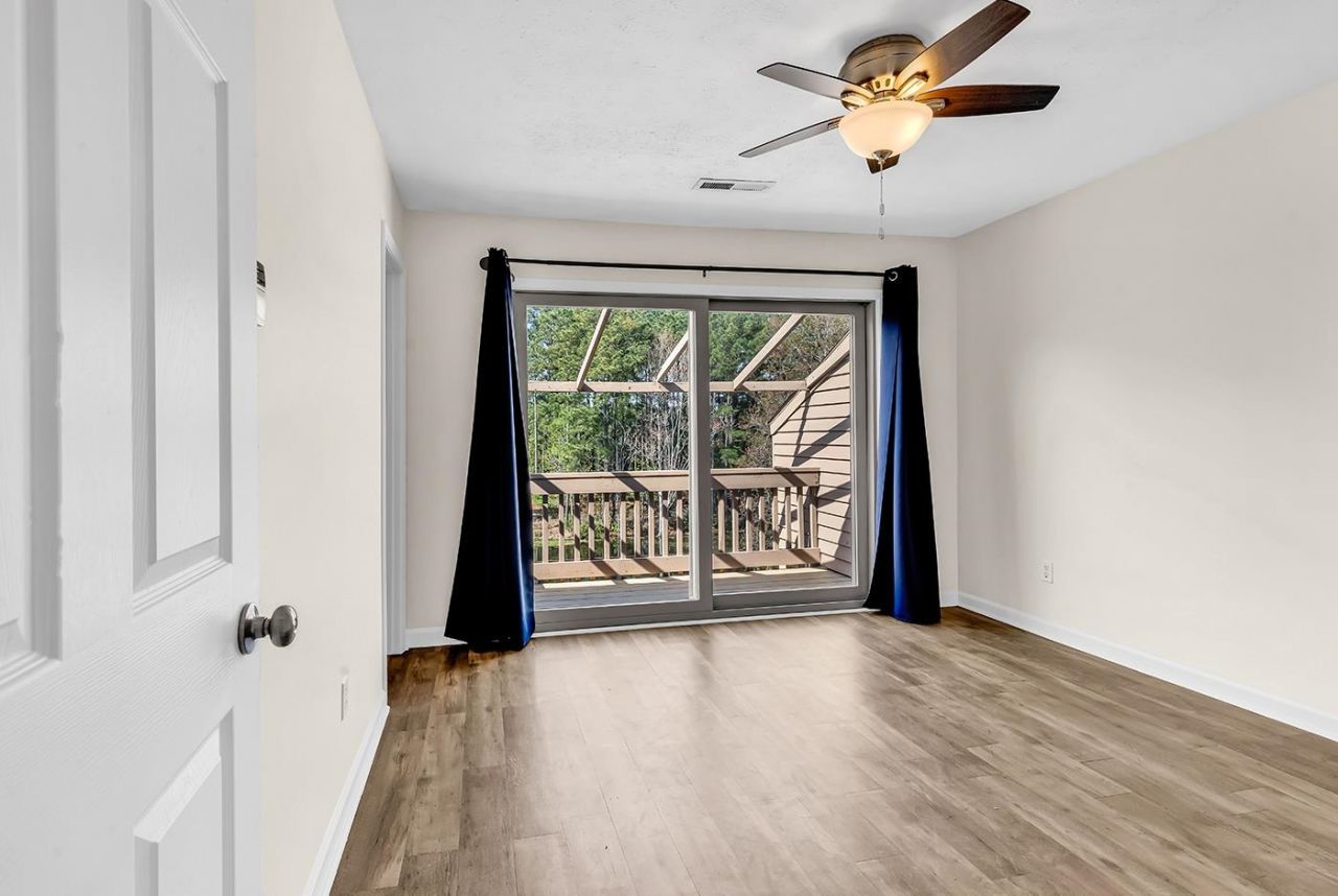 4096 Fairway Lakes Dr.  Photo 18