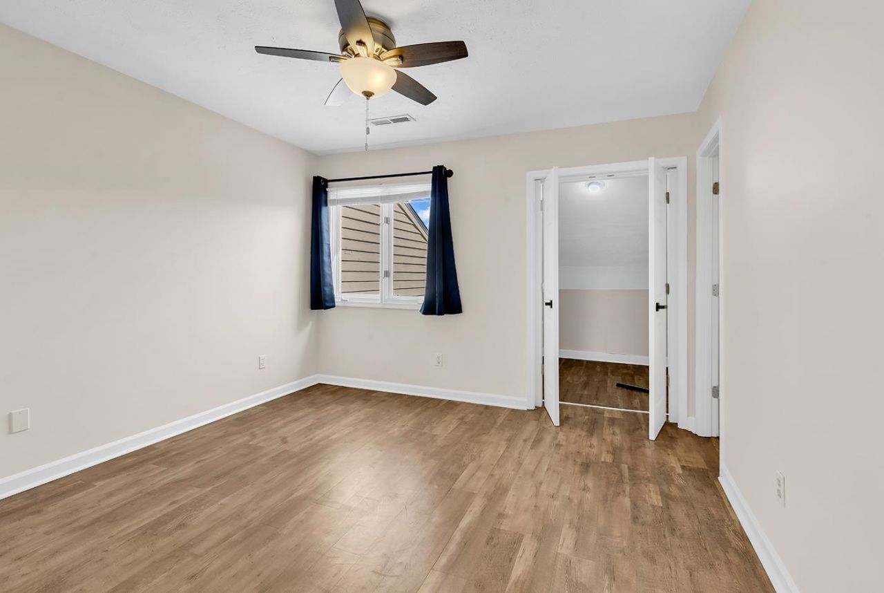 4096 Fairway Lakes Dr.  Photo 24