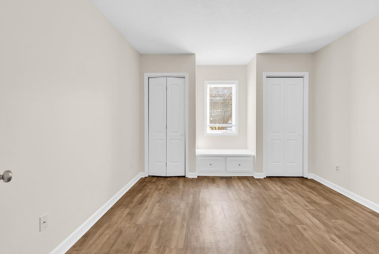 4096 Fairway Lakes Dr.  Photo 4