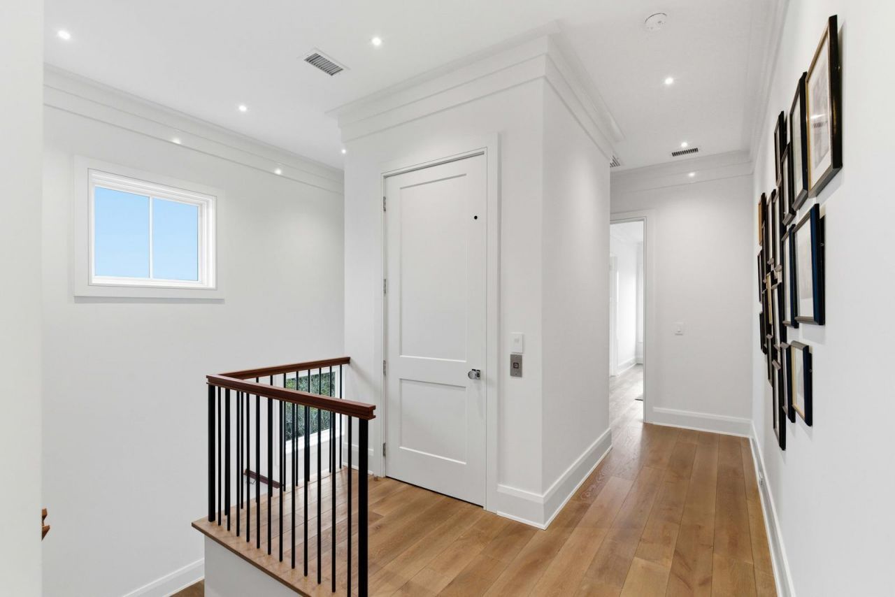 72 Halsey Boulevard Photo 19