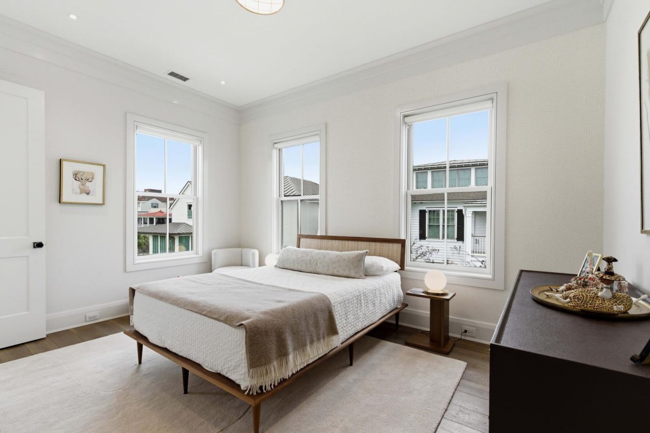 72 Halsey Boulevard Photo 27